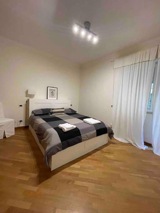 Cozy Flat Piazza Vescovio Apartment