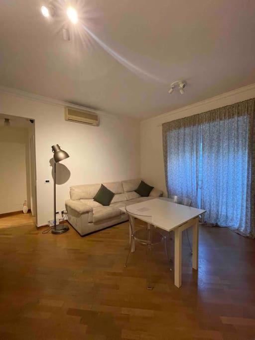 Cozy Flat Piazza Vescovio * Rom