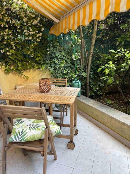 Cozy Flat Piazza Vescovio Apartment *
